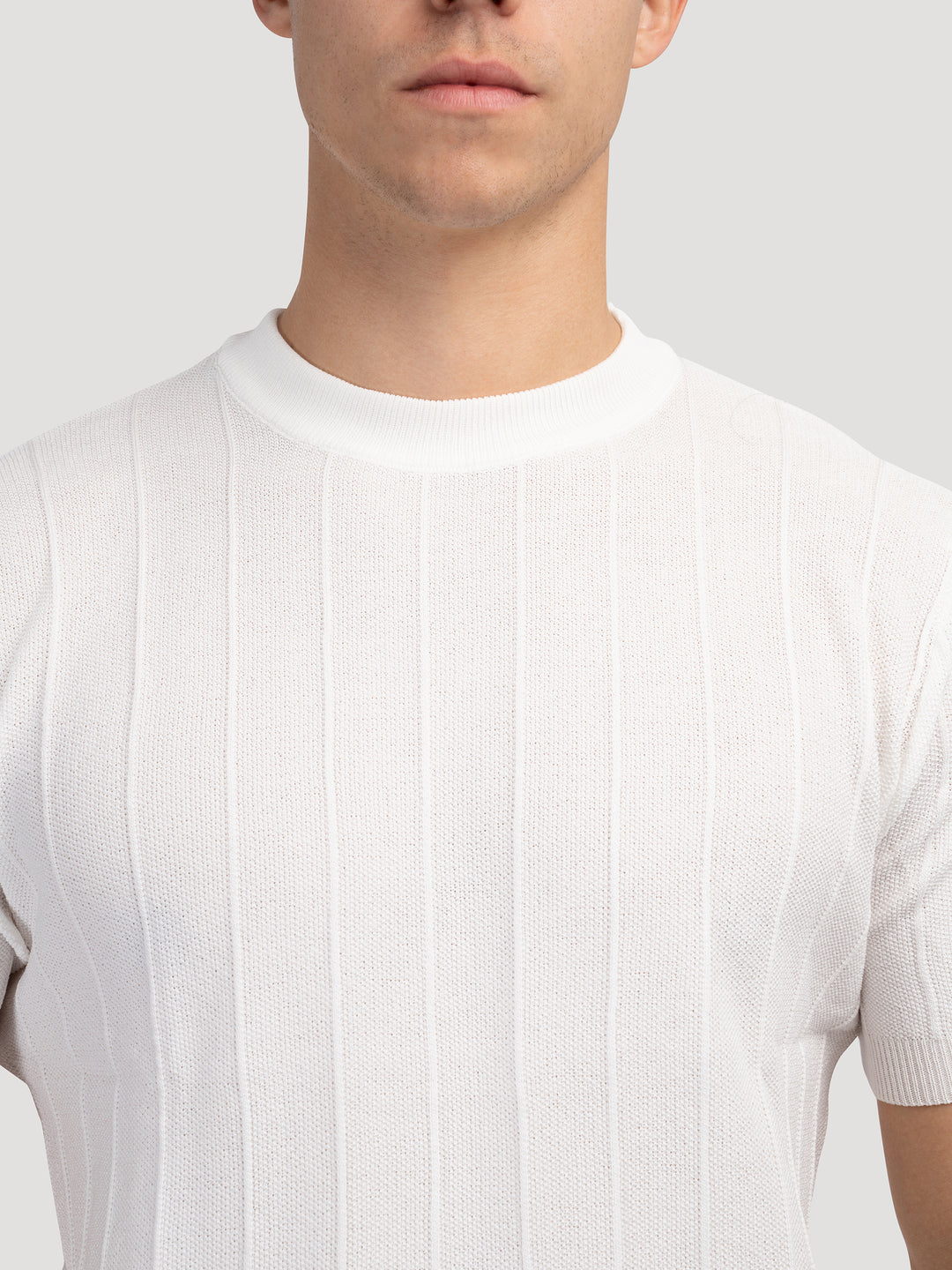 DONGJAK Solid Striped Knitted T-Shirt